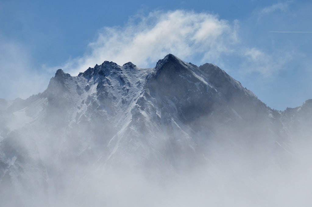 tourmalet-swirling-clouds