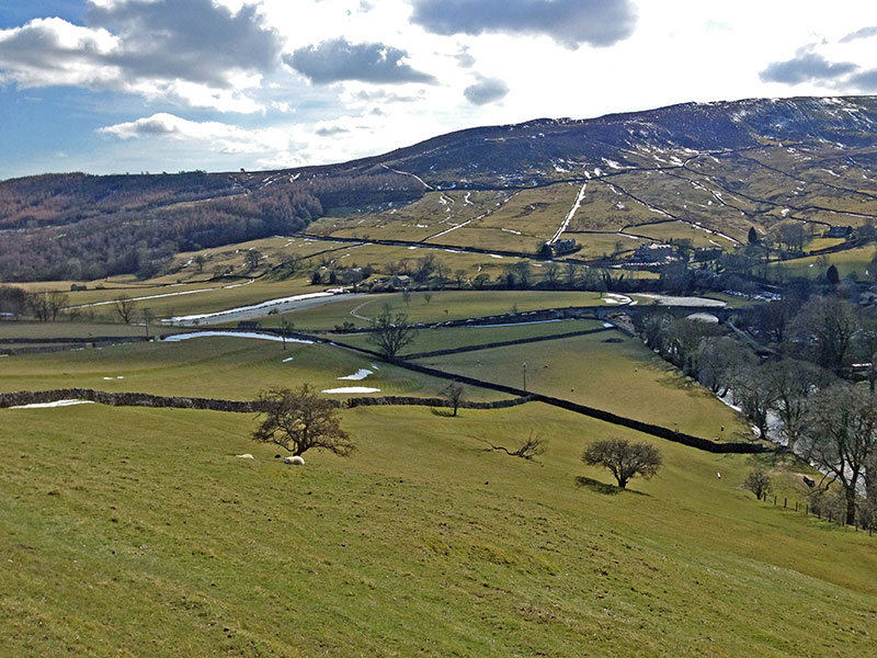 burnsall-fell-winter-900