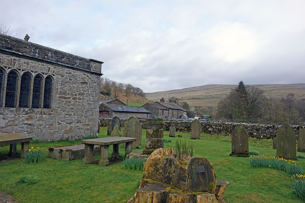 hubberholme-church-outside