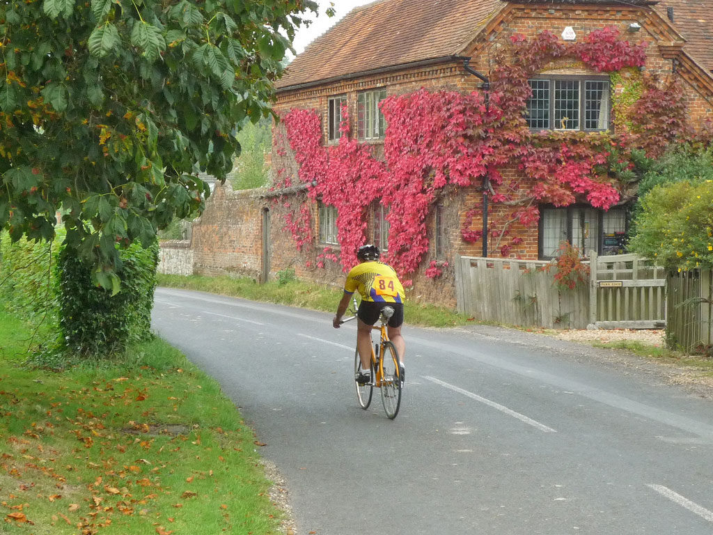 village-country-lane